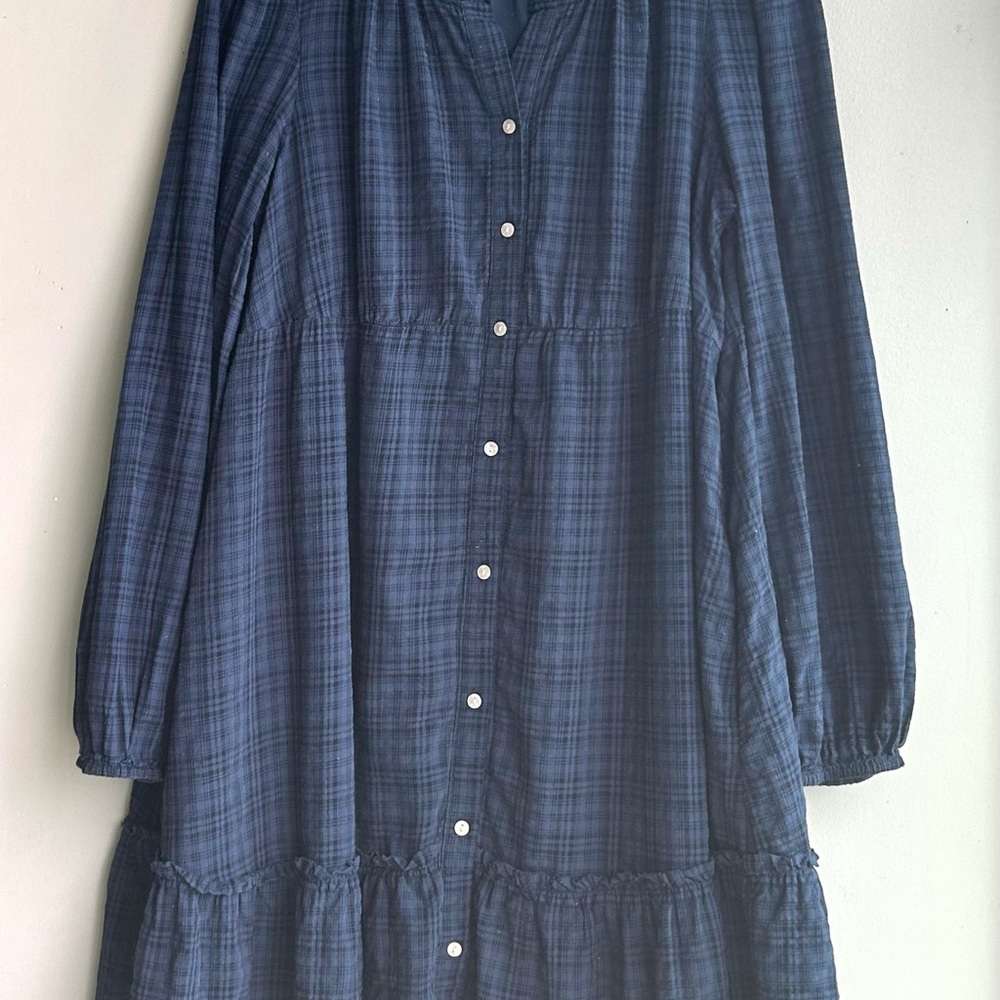 FRYE & CO. long sleeve blue/black plaid soft ruffled three tier dress